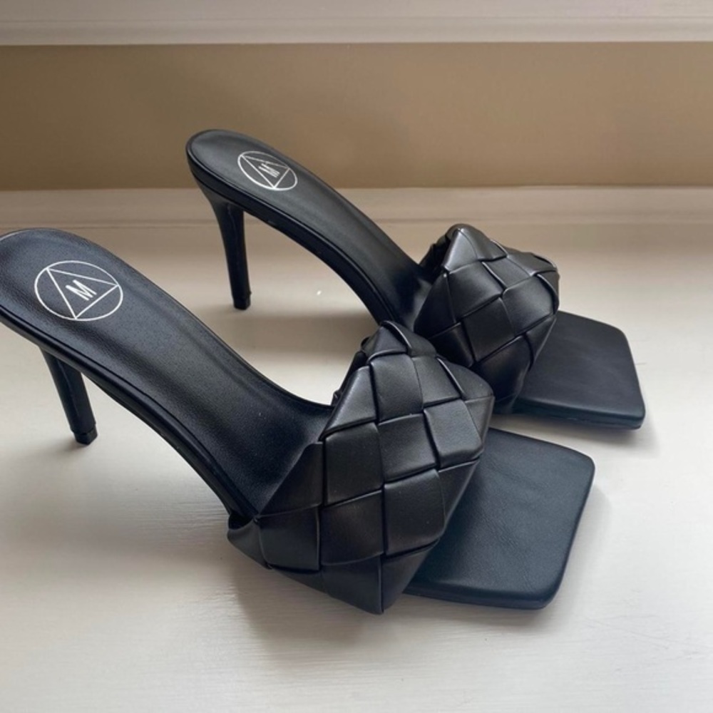 NWT Black Square Toe Woven‎ Heels / Mules Size 8 - Picture 3 of 4